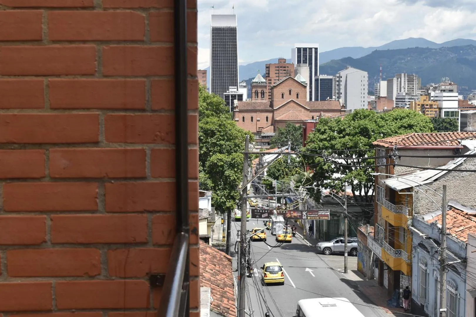 Grecia'S Home Medellin Homestay